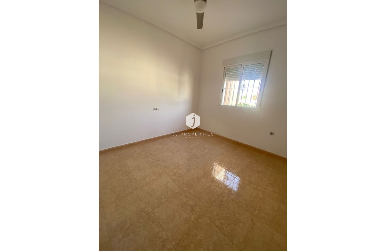 Segunda mano - Villa -
Catral - Costa Blanca