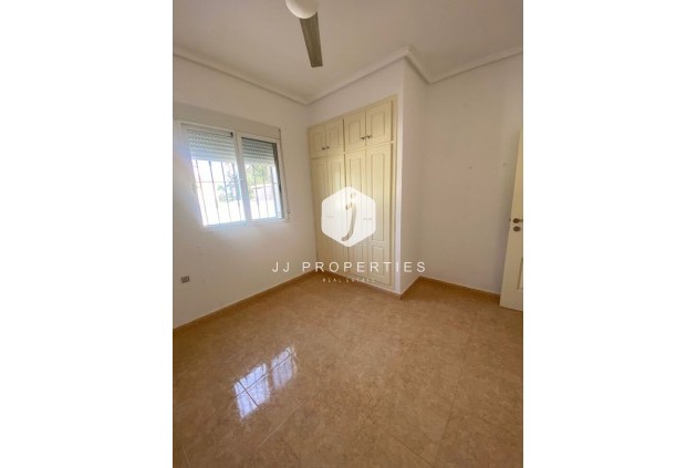 Segunda mano - Villa -
Catral - Costa Blanca