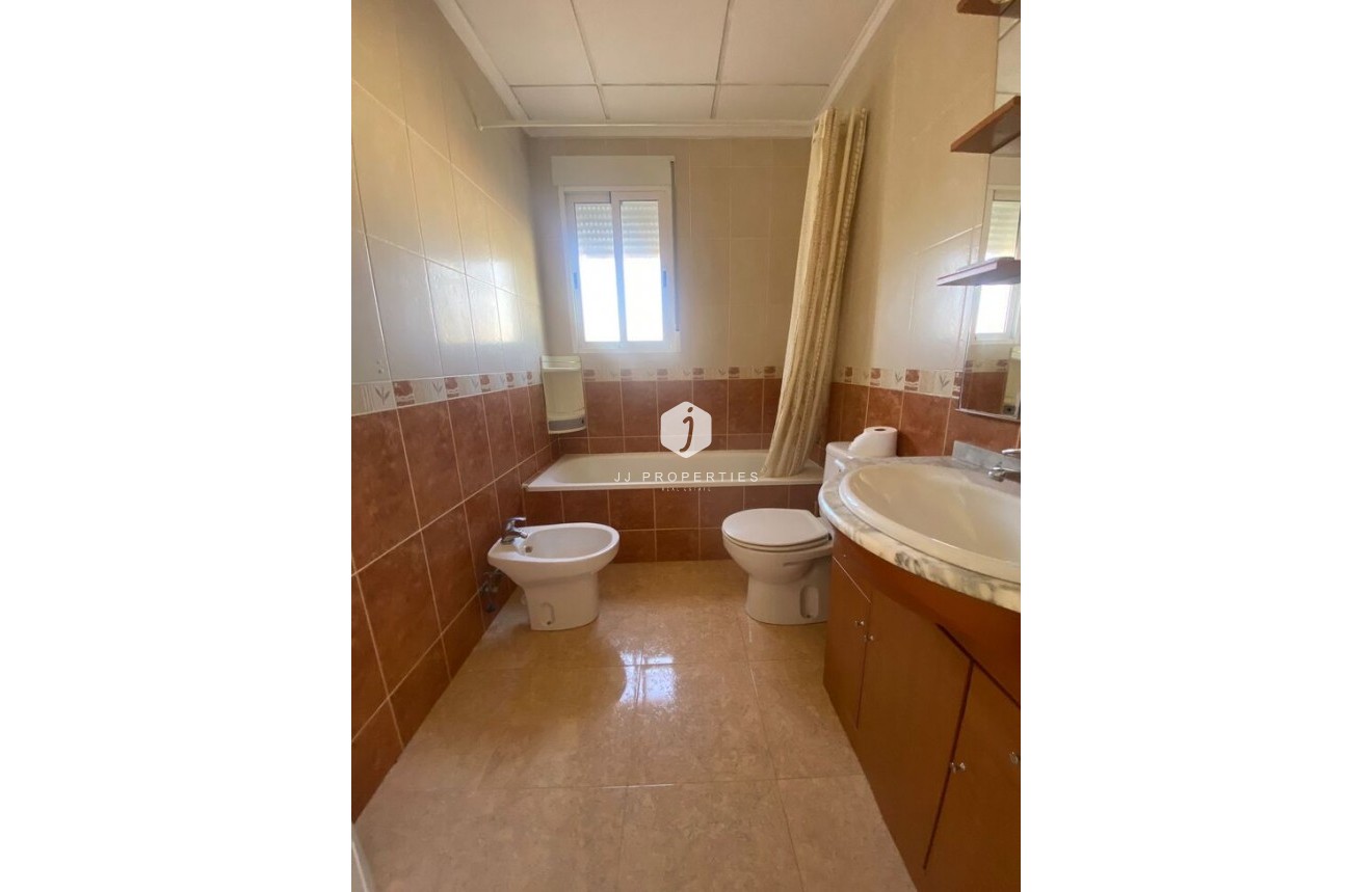 Segunda mano - Villa -
Catral - Costa Blanca