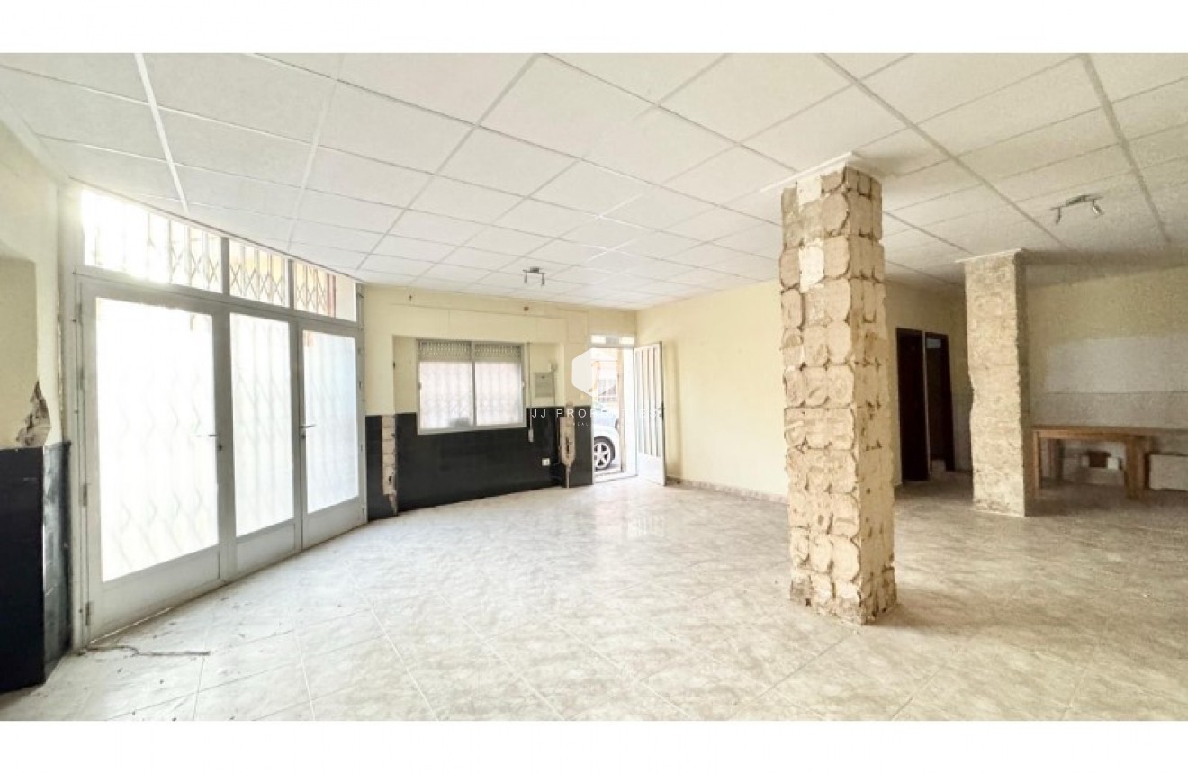 D'occasion - Appartement -
Torrevieja - Costa Blanca