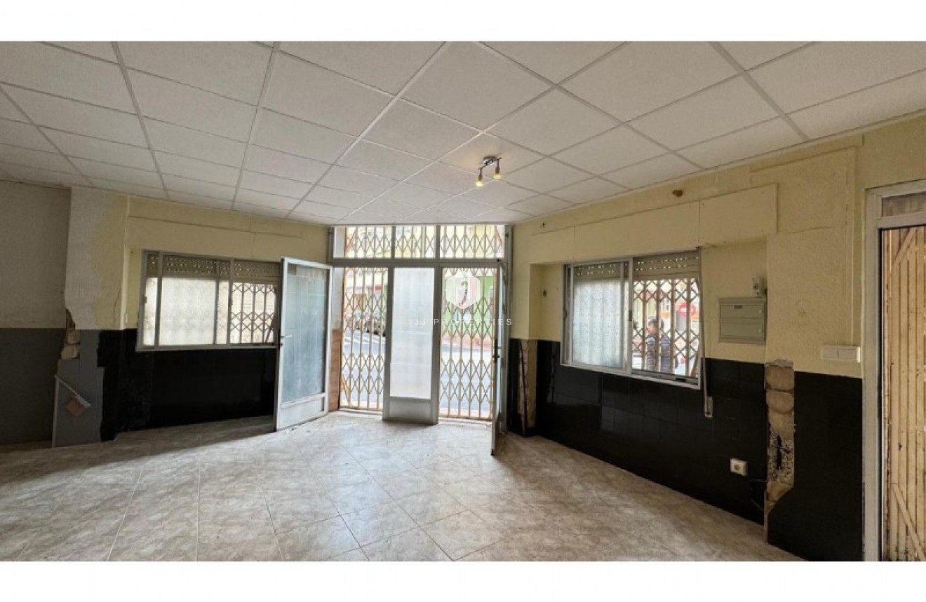 D'occasion - Appartement -
Torrevieja - Costa Blanca