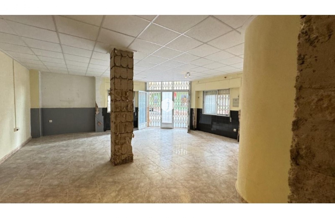 D'occasion - Appartement -
Torrevieja - Costa Blanca