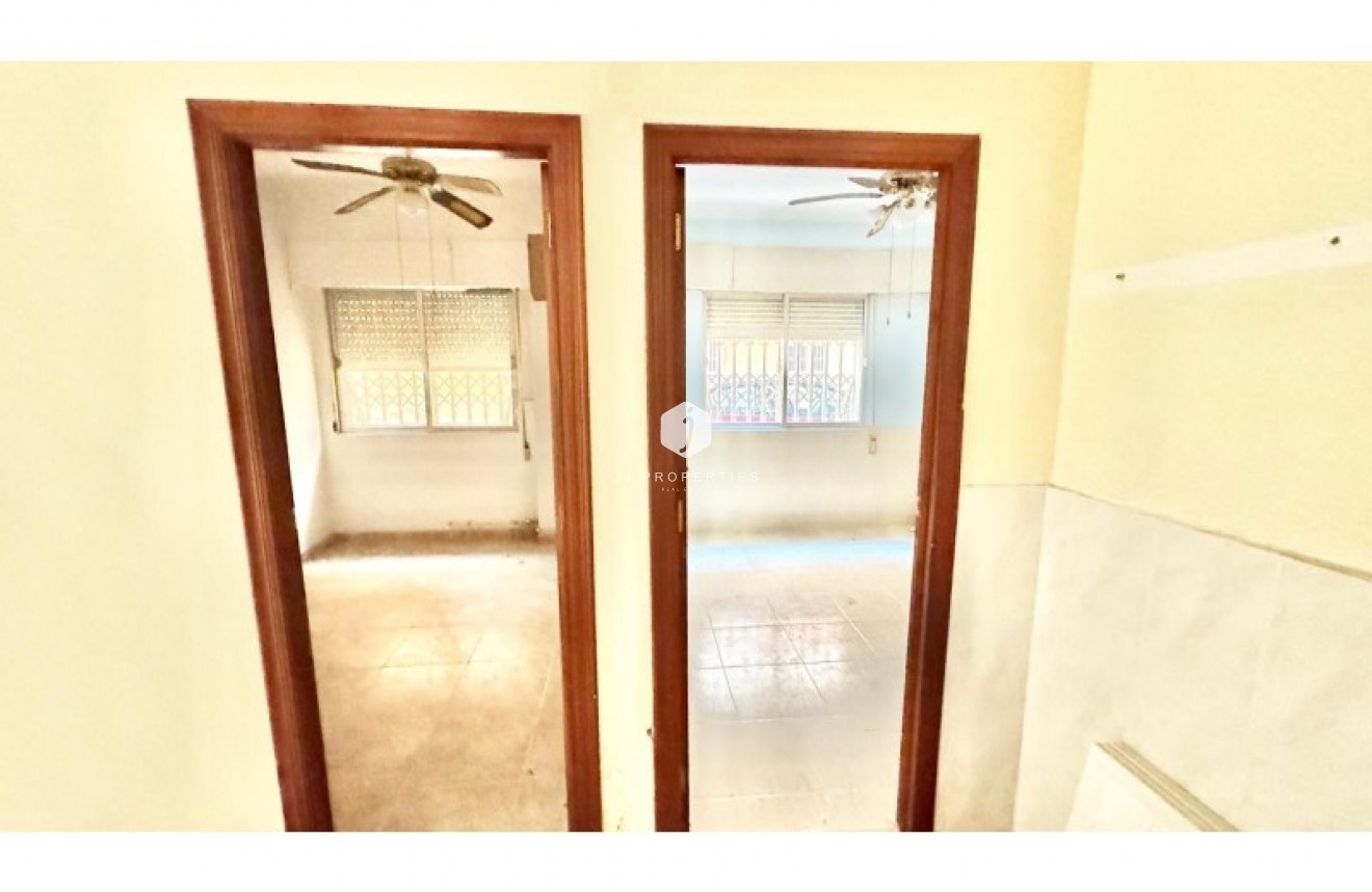 D'occasion - Appartement -
Torrevieja - Costa Blanca