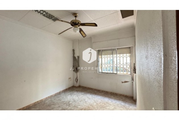 D'occasion - Appartement -
Torrevieja - Costa Blanca