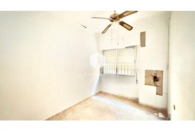 D'occasion - Appartement -
Torrevieja - Costa Blanca