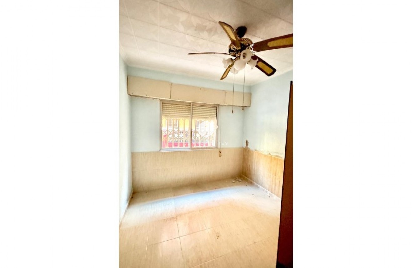 D'occasion - Appartement -
Torrevieja - Costa Blanca