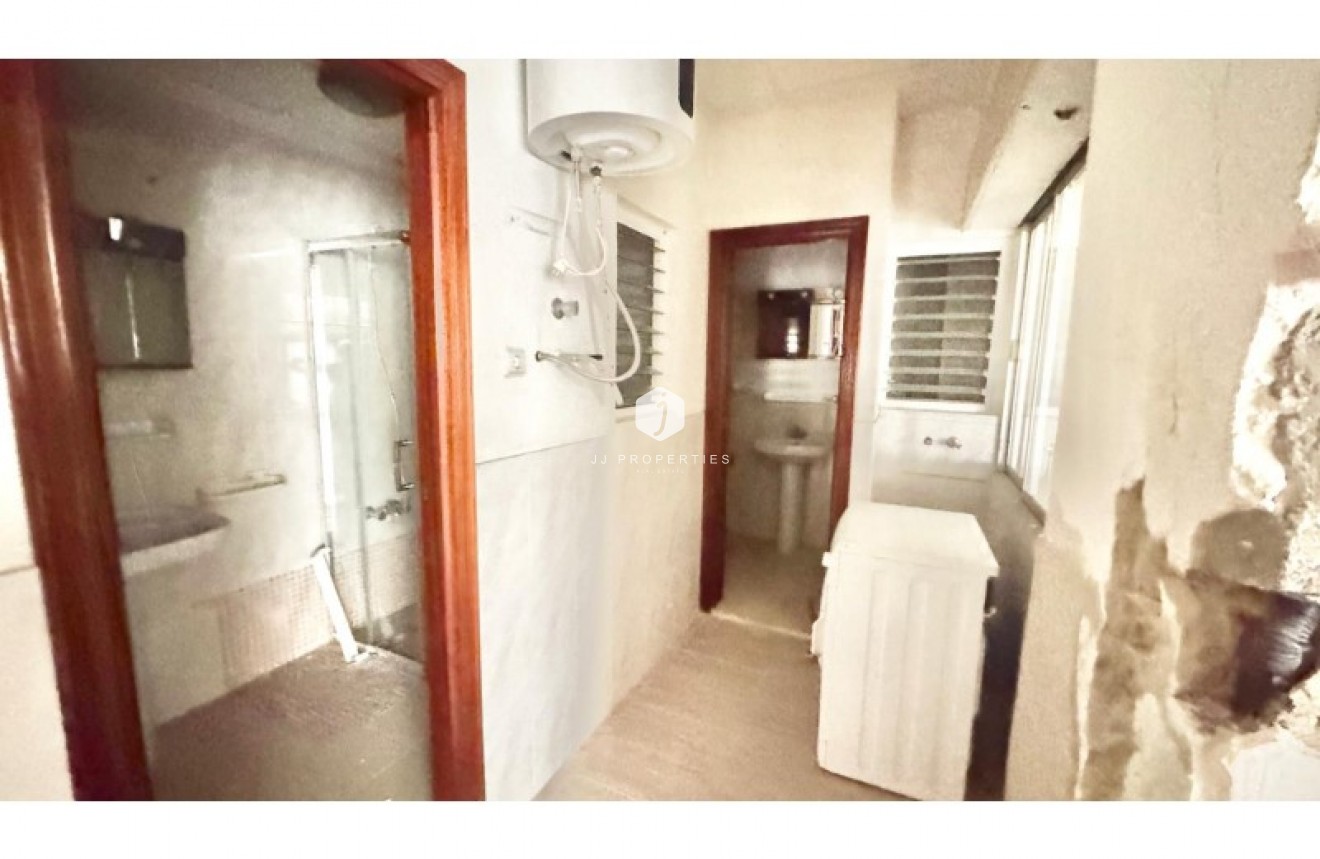 D'occasion - Appartement -
Torrevieja - Costa Blanca