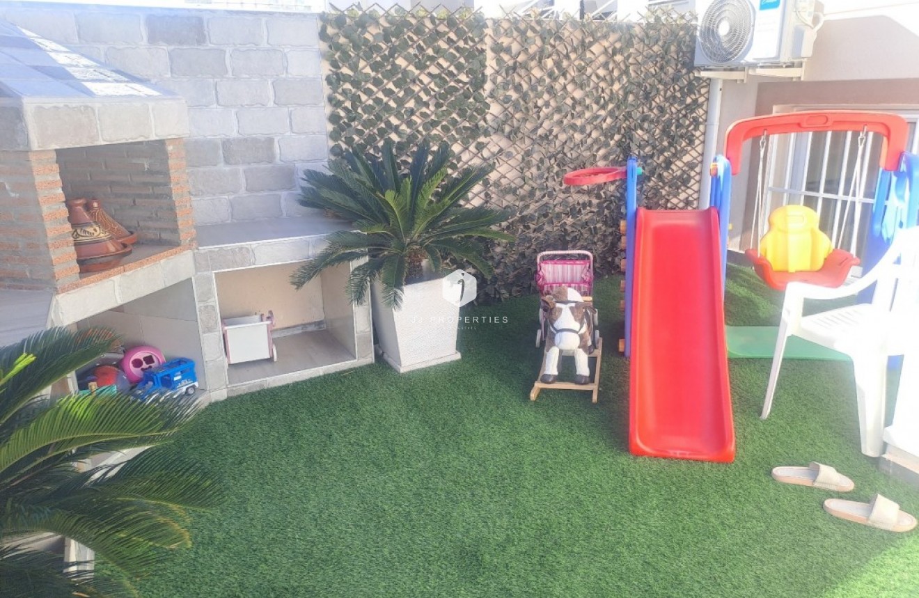 Segunda mano - Villa -
Ciudad Quesada - Costa Blanca