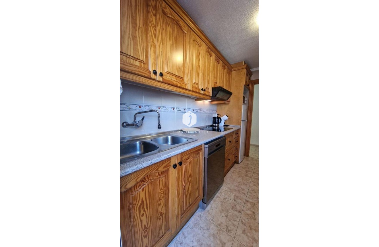 Segunda mano - Apartamento / piso -
Torrevieja - Playa de los Locos