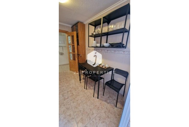 Segunda mano - Apartamento / piso -
Torrevieja - Playa de los Locos