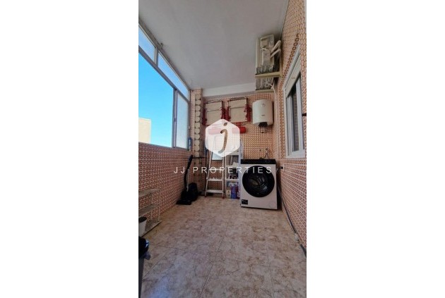 Segunda mano - Apartamento / piso -
Torrevieja - Playa de los Locos