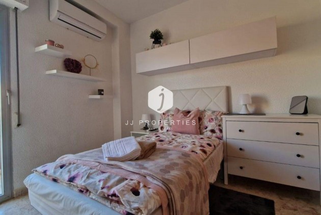 Segunda mano - Apartamento / piso -
Torrevieja - Playa de los Locos