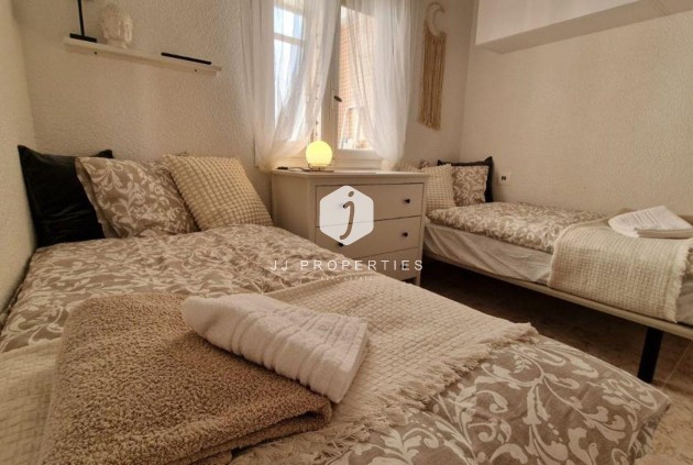 Segunda mano - Apartamento / piso -
Torrevieja - Playa de los Locos