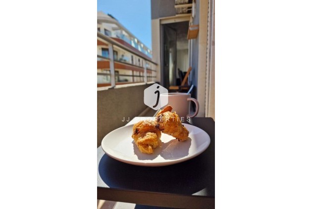 Segunda mano - Apartamento / piso -
Torrevieja - Playa de los Locos