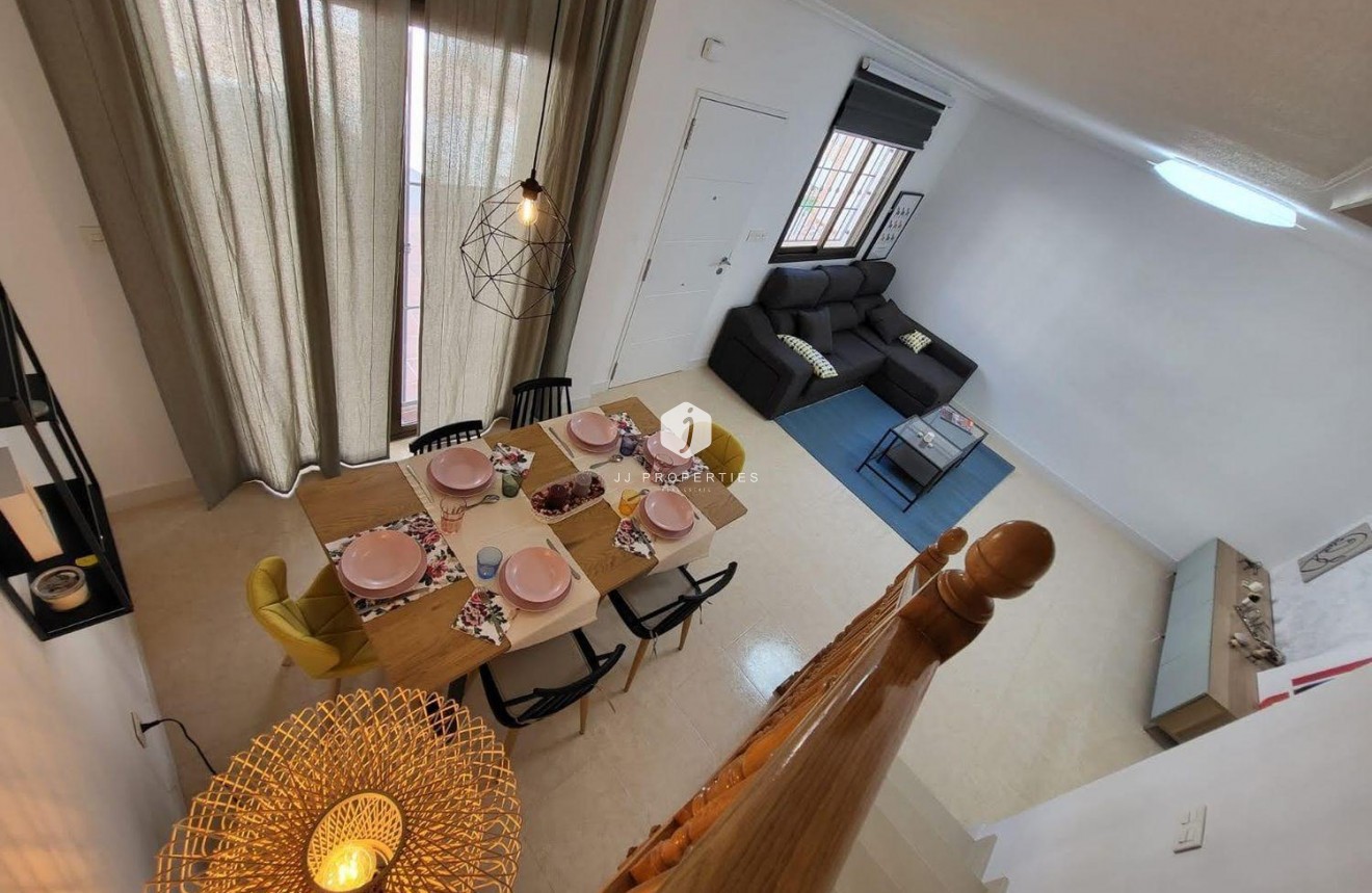 Segunda mano - Chalet -
San Miguel de Salinas - Ciudad De Las Comunicaciones