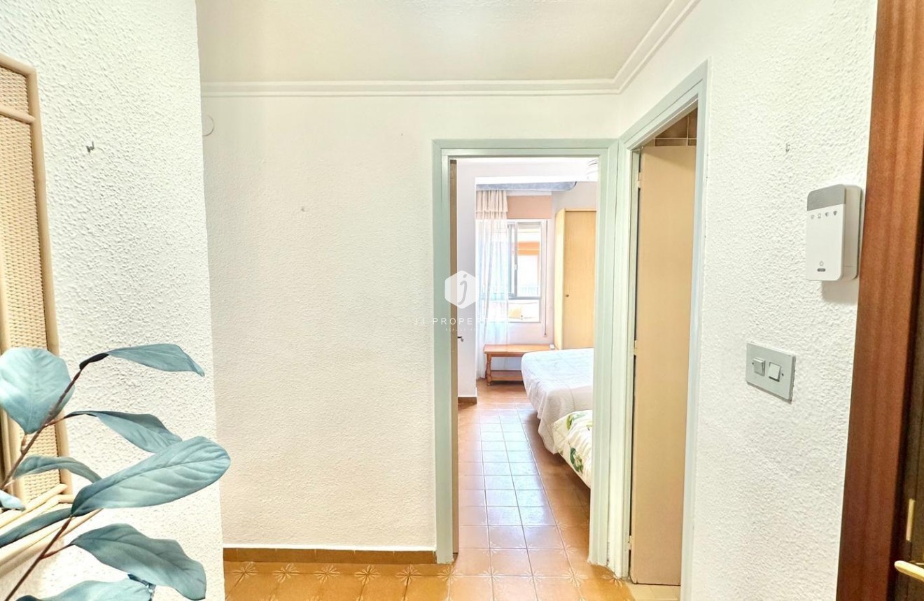 Tweedehands - Penthouse -
Torrevieja - Centro