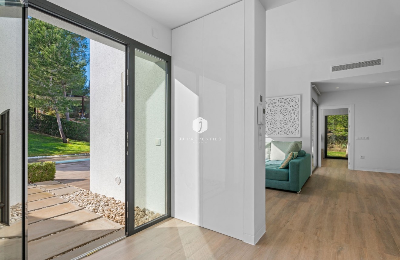 Segunda mano - Villa -
Orihuela Costa - Costa Blanca