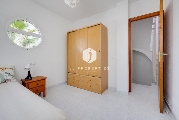 Segunda mano - Chalet -
Torrevieja - Paraje Natural