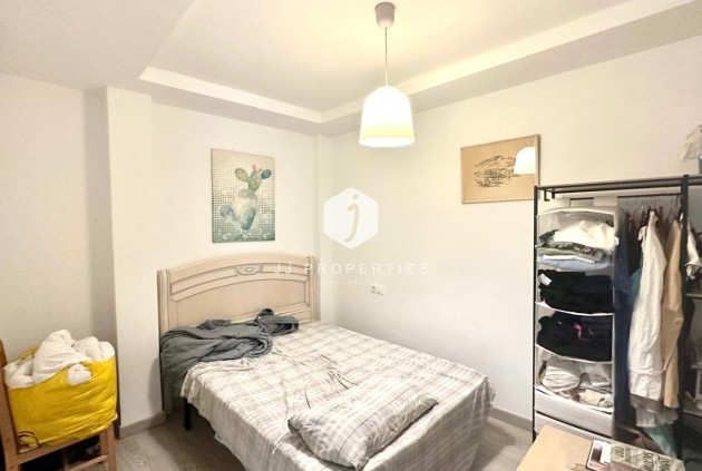 Segunda mano - Apartamento / piso -
Torrevieja - Paseo maritimo