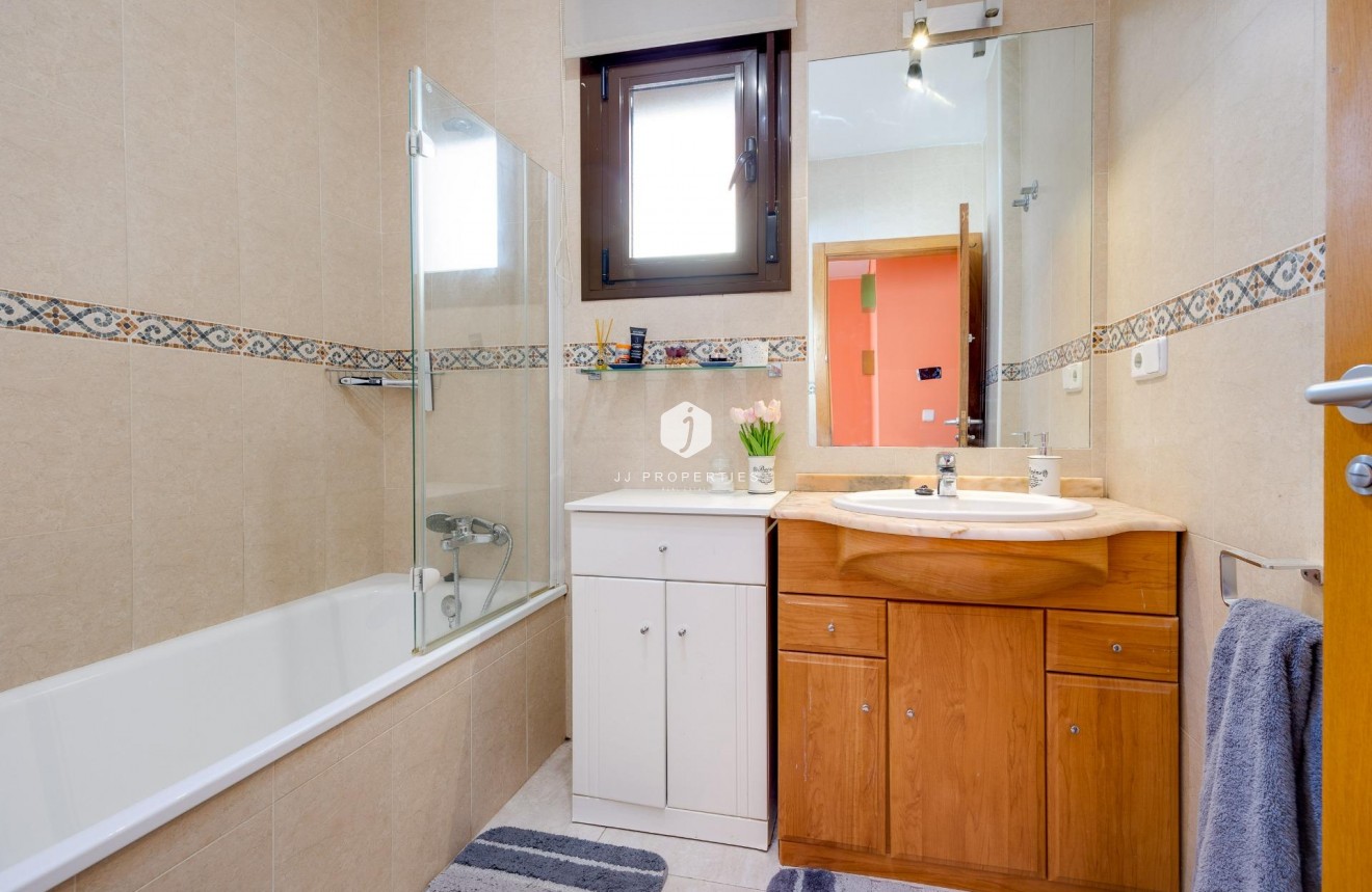 Segunda mano - Villa -
Orihuela Costa - PAU 8