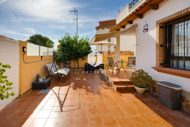 Segunda mano - Villa -
Orihuela Costa - PAU 8