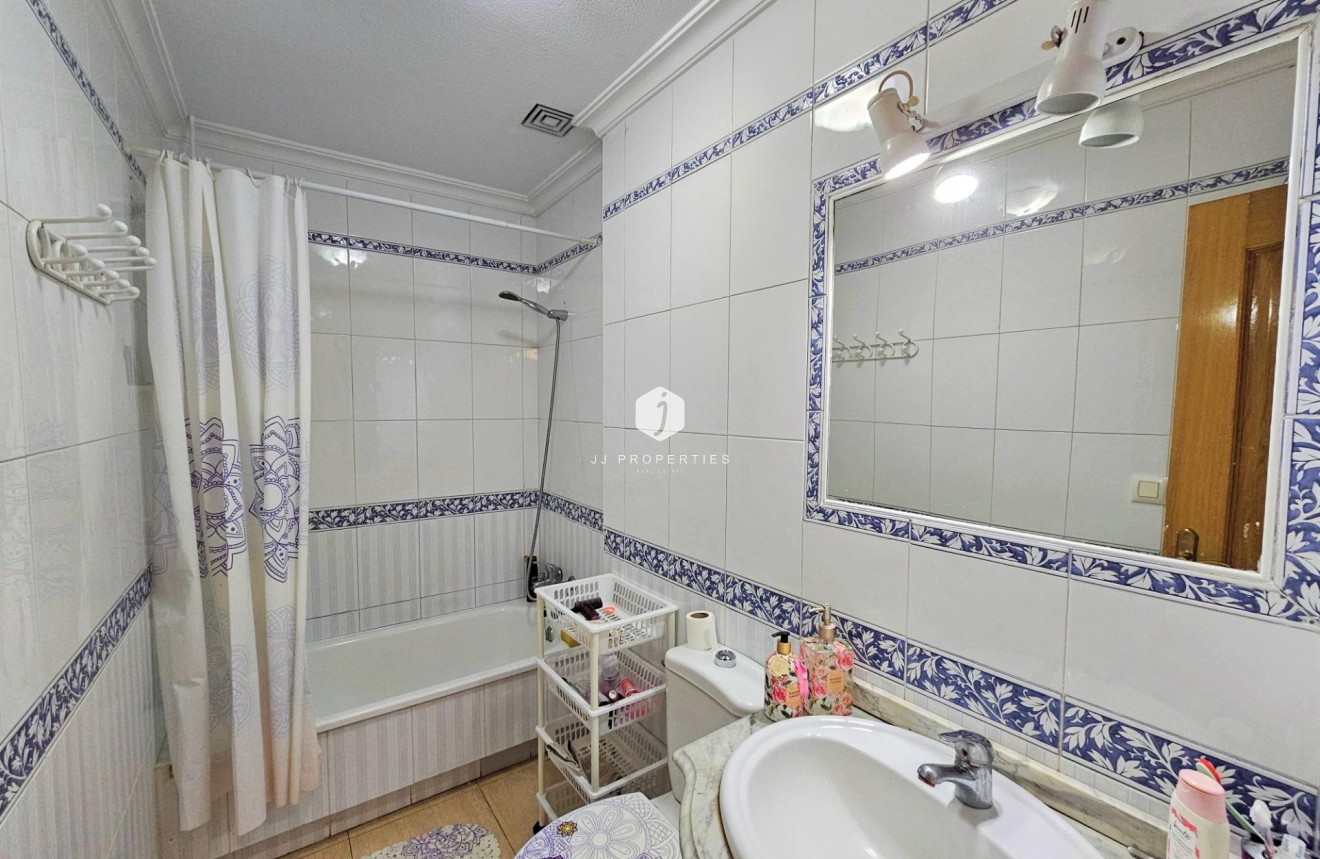 D'occasion - Appartement -
Torrevieja