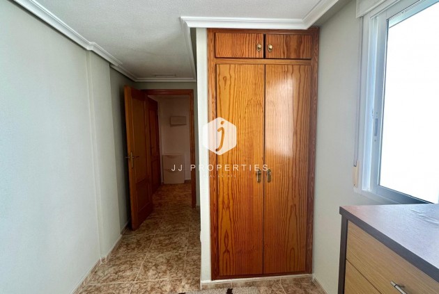 Segunda mano - Ático -
Torrevieja - Playa del Cura