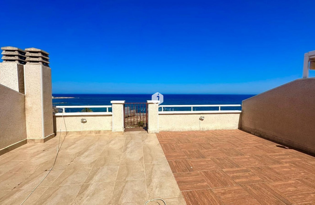 Segunda mano - Ático -
Torrevieja - Playa del Cura