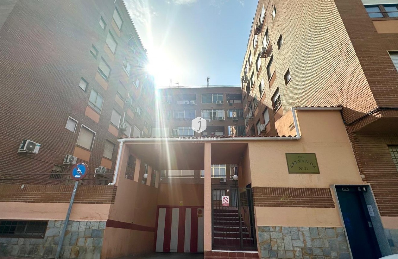 Segunda mano - Apartamento / piso -
Torrevieja - Acequion