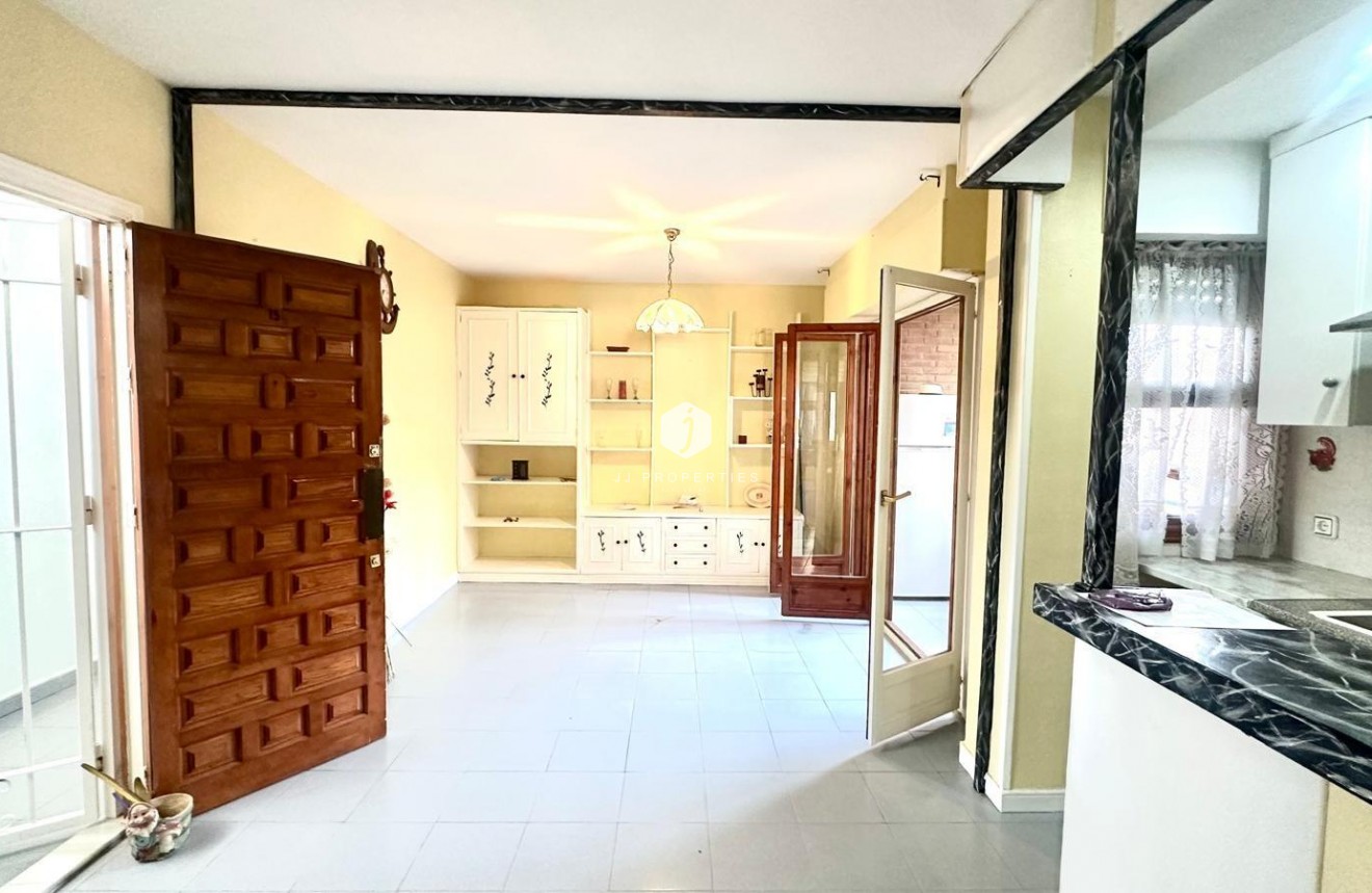 Segunda mano - Apartamento / piso -
Torrevieja - Acequion