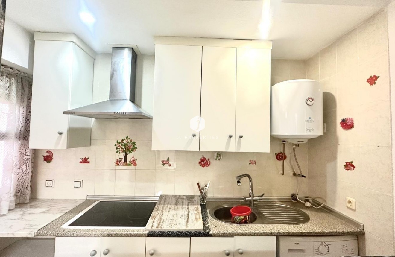 Segunda mano - Apartamento / piso -
Torrevieja - Acequion