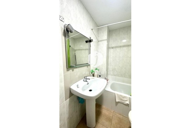 Segunda mano - Apartamento / piso -
Torrevieja - Acequion