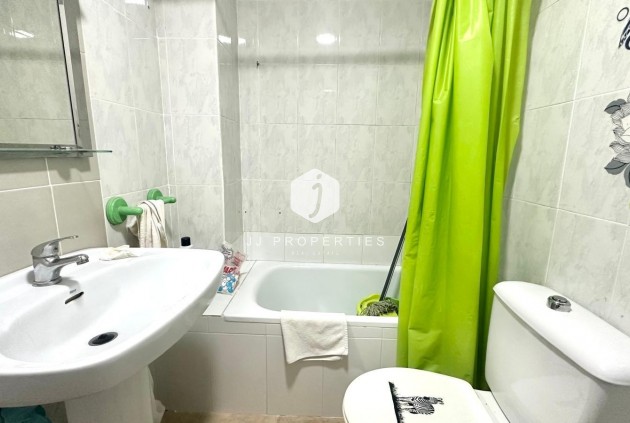 Segunda mano - Apartamento / piso -
Torrevieja - Acequion