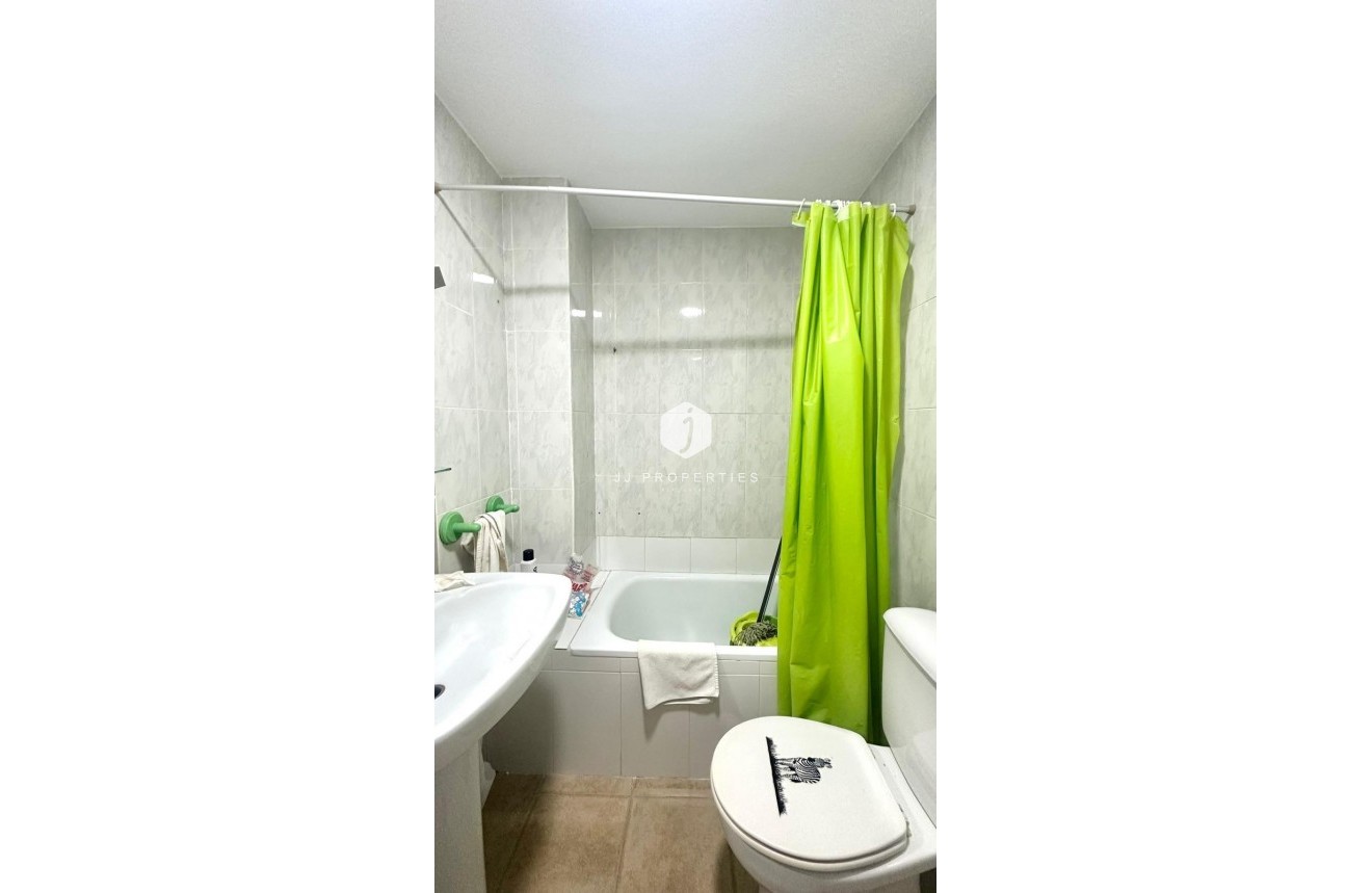 Segunda mano - Apartamento / piso -
Torrevieja - Acequion