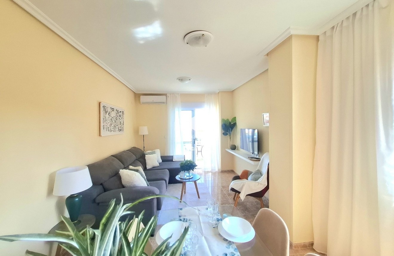 Segunda mano - Apartamento / piso -
Torrevieja - Costa Blanca