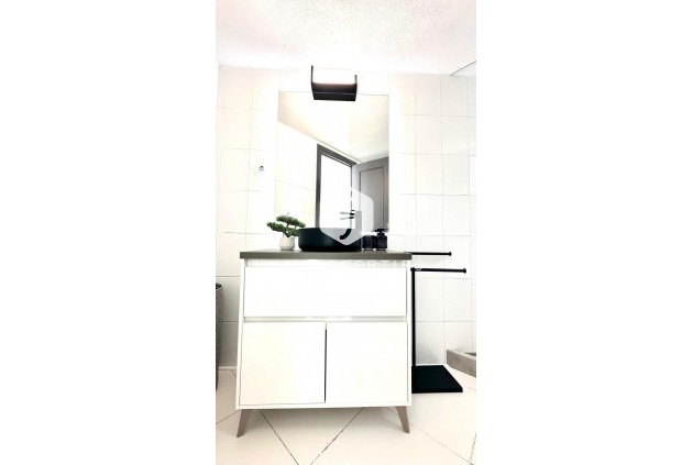 Segunda mano - Apartamento / piso -
Torrevieja - Centro