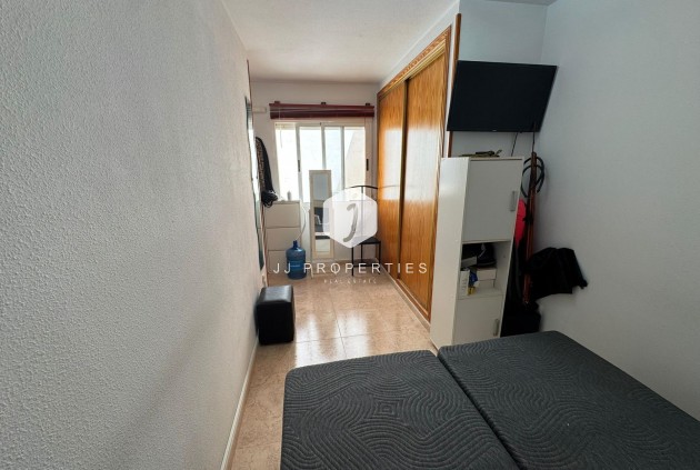 Segunda mano - Ático -
Torrevieja - Estacion de autobuses