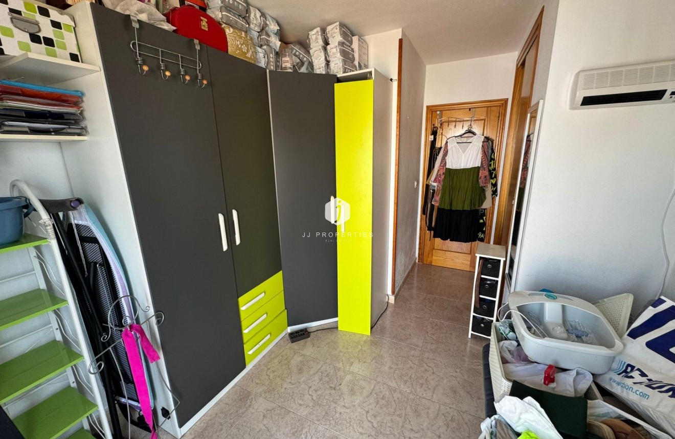 Segunda mano - Ático -
Torrevieja - Estacion de autobuses