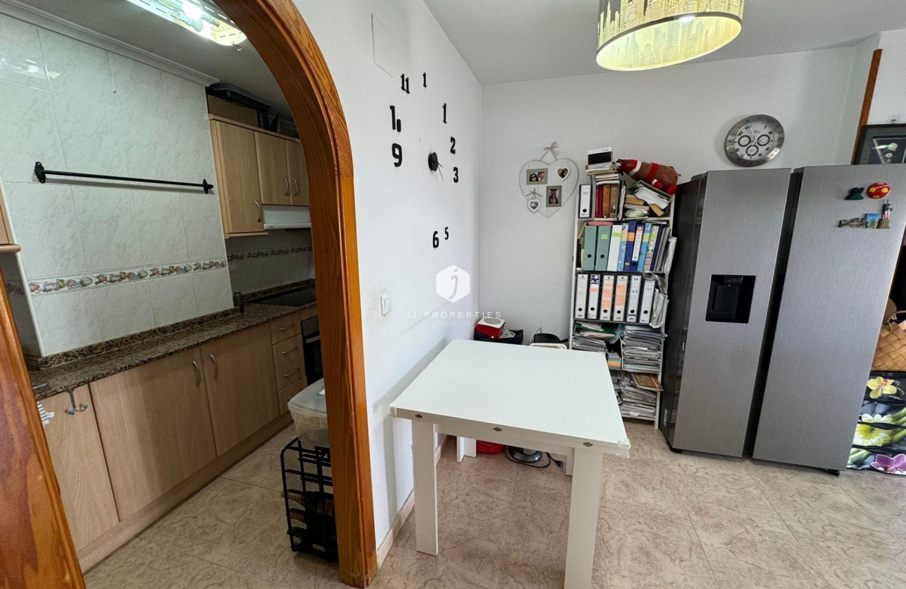 Segunda mano - Ático -
Torrevieja - Estacion de autobuses