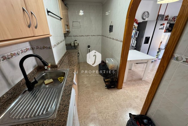 Segunda mano - Ático -
Torrevieja - Estacion de autobuses