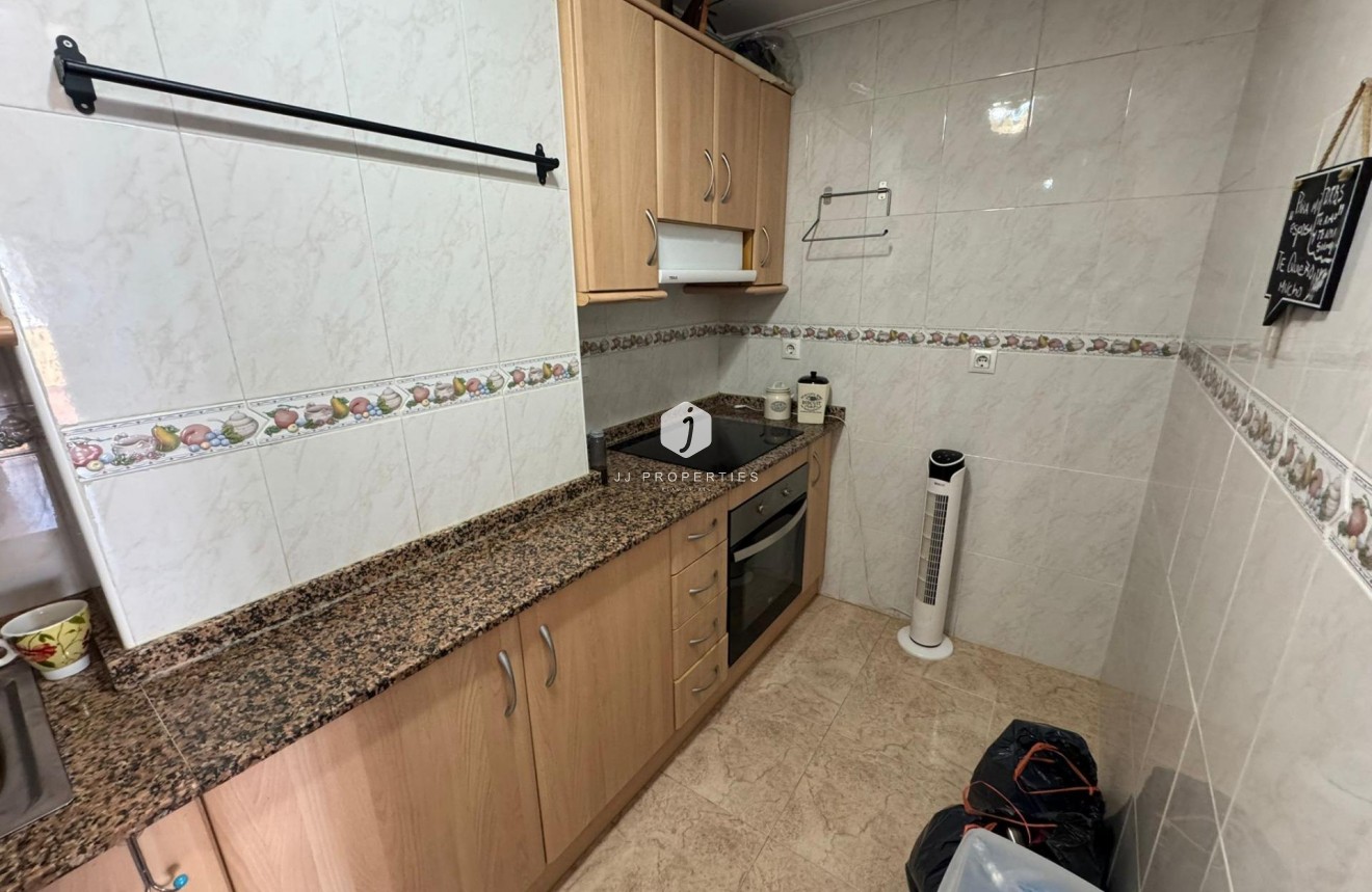 Segunda mano - Ático -
Torrevieja - Estacion de autobuses