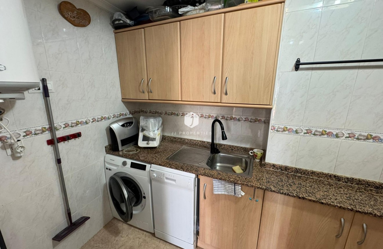 Segunda mano - Ático -
Torrevieja - Estacion de autobuses