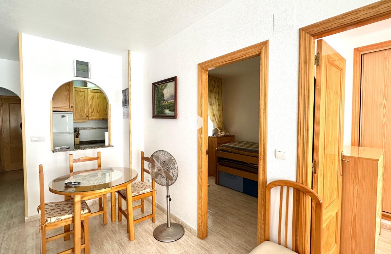 Segunda mano - Apartamento / piso -
Torrevieja - Estacion de autobuses