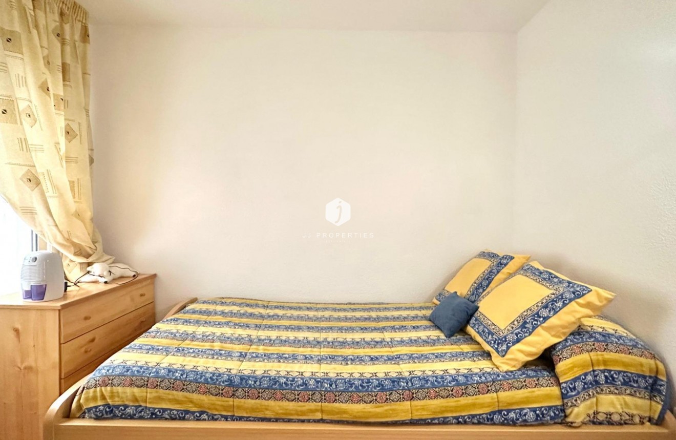 Segunda mano - Apartamento / piso -
Torrevieja - Estacion de autobuses