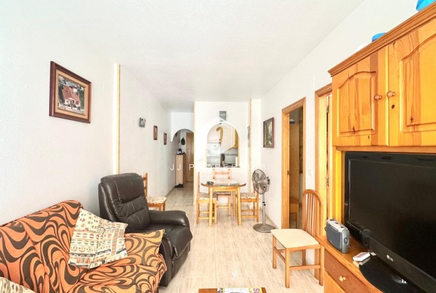Segunda mano - Apartamento / piso -
Torrevieja - Estacion de autobuses