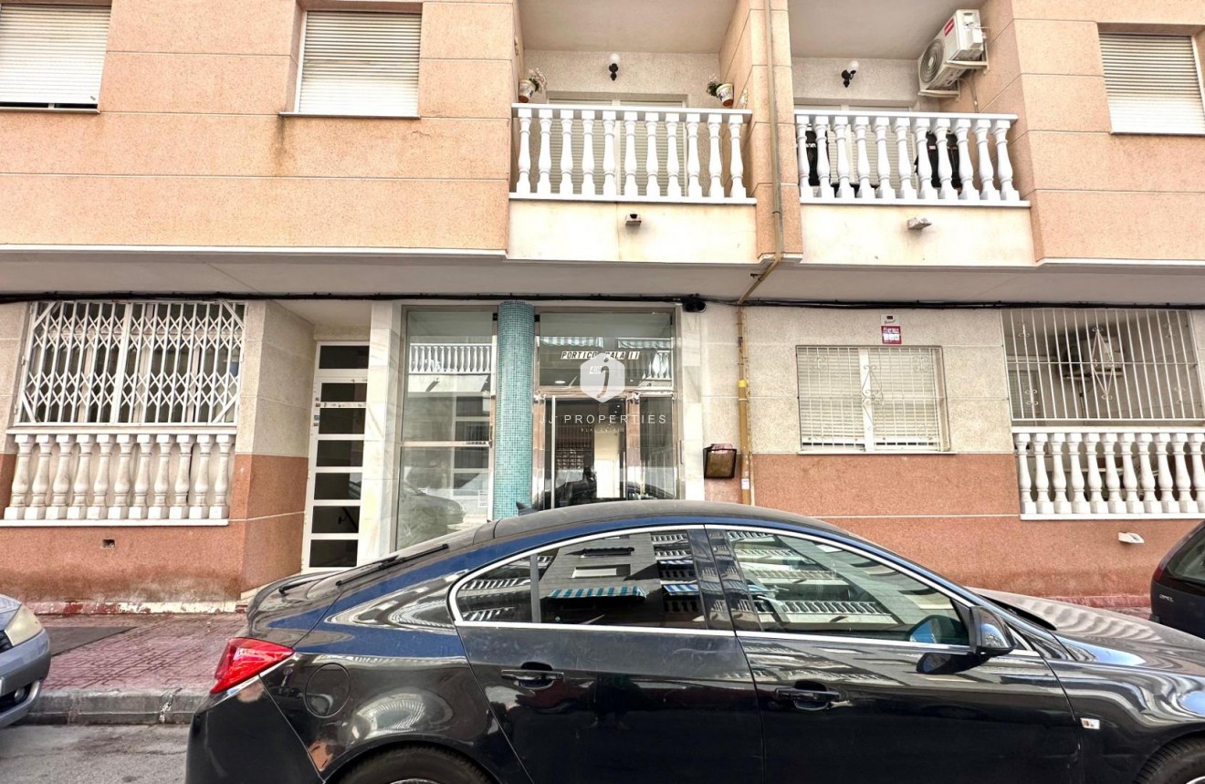 Segunda mano - Apartamento / piso -
Torrevieja - Estacion de autobuses