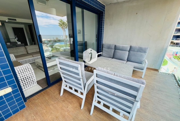 D'occasion - Appartement -
Punta Prima - Costa Blanca