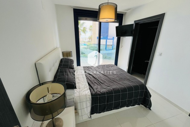 D'occasion - Appartement -
Punta Prima - Costa Blanca