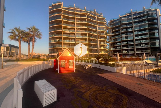 D'occasion - Appartement -
Punta Prima - Costa Blanca