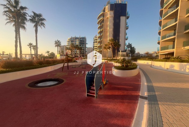 D'occasion - Appartement -
Punta Prima - Costa Blanca